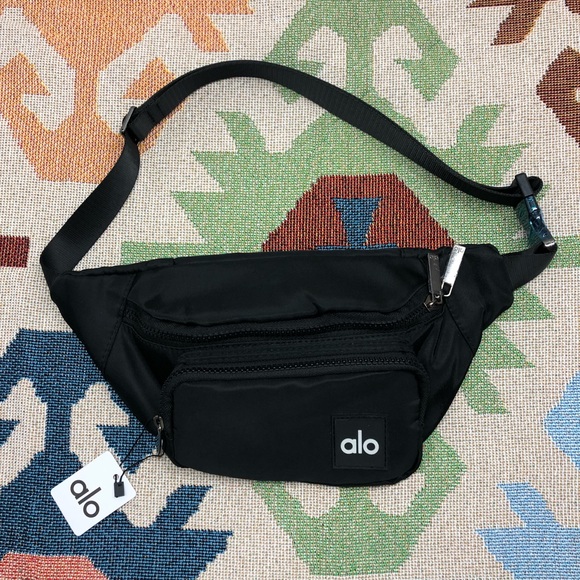 Alo Yoga Explorer Fanny Pack - Adjustable 3L Waist Bag - Picture 1 of 6